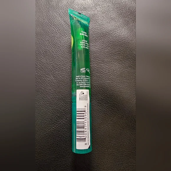 NYX This Is Juice Lip Gloss Electrolyte Infused Kiwi Kick Full Size 0.33oz NWT - Picture 2 of 6